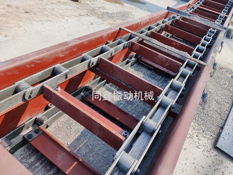 埋刮板輸送機板鏈?zhǔn)焦伟鍣C
