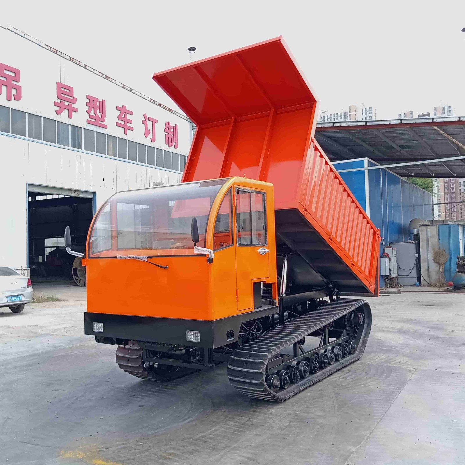 山地履帶運輸車農(nóng)用四不像小型爬山虎柴油拖拉機爬坡運載車產(chǎn)品圖片