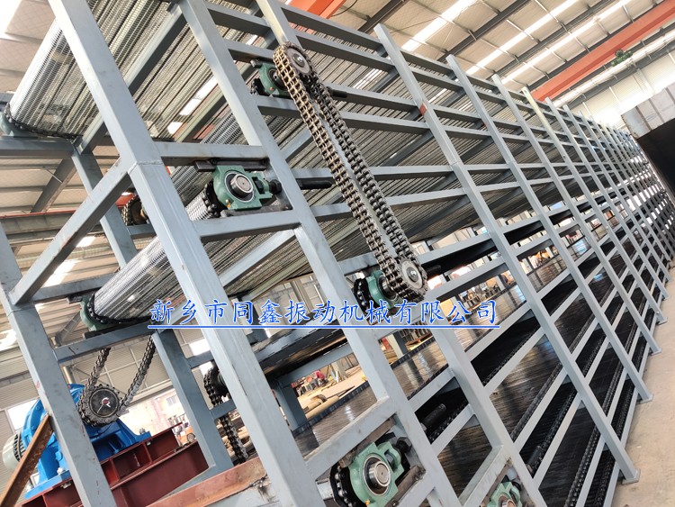 單層多層碳素冷卻涼料輸送機(jī)