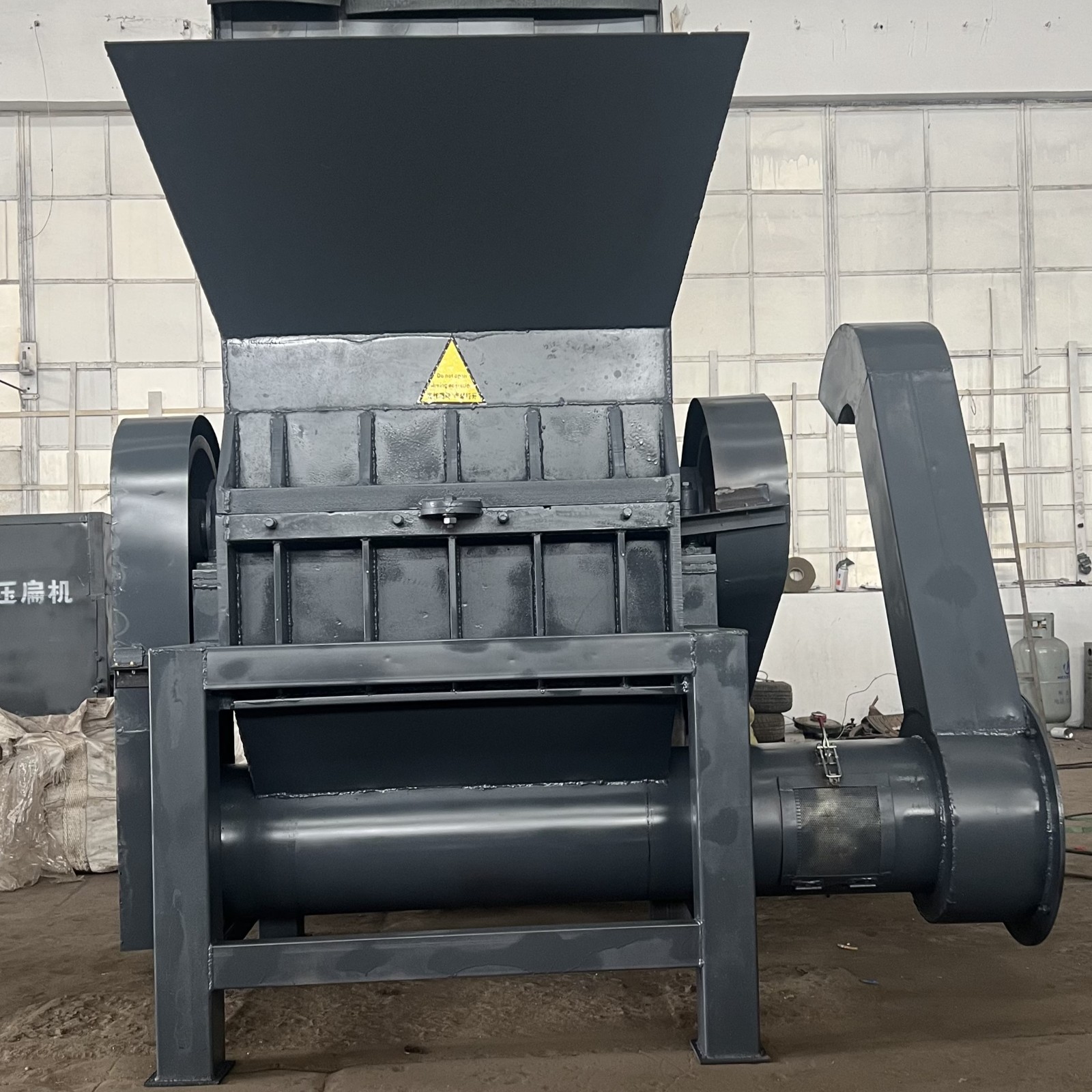 塑料筐破碎機 金屬破碎設備 塑料粉碎機