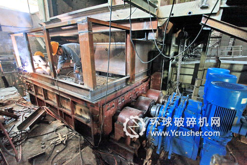 寧國水泥廠2528篦冷機(jī)破碎機(jī)技改現(xiàn)場(chǎng)